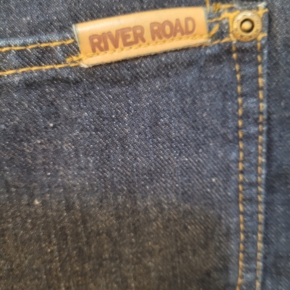 River road jeans - Picture 4 of 4
